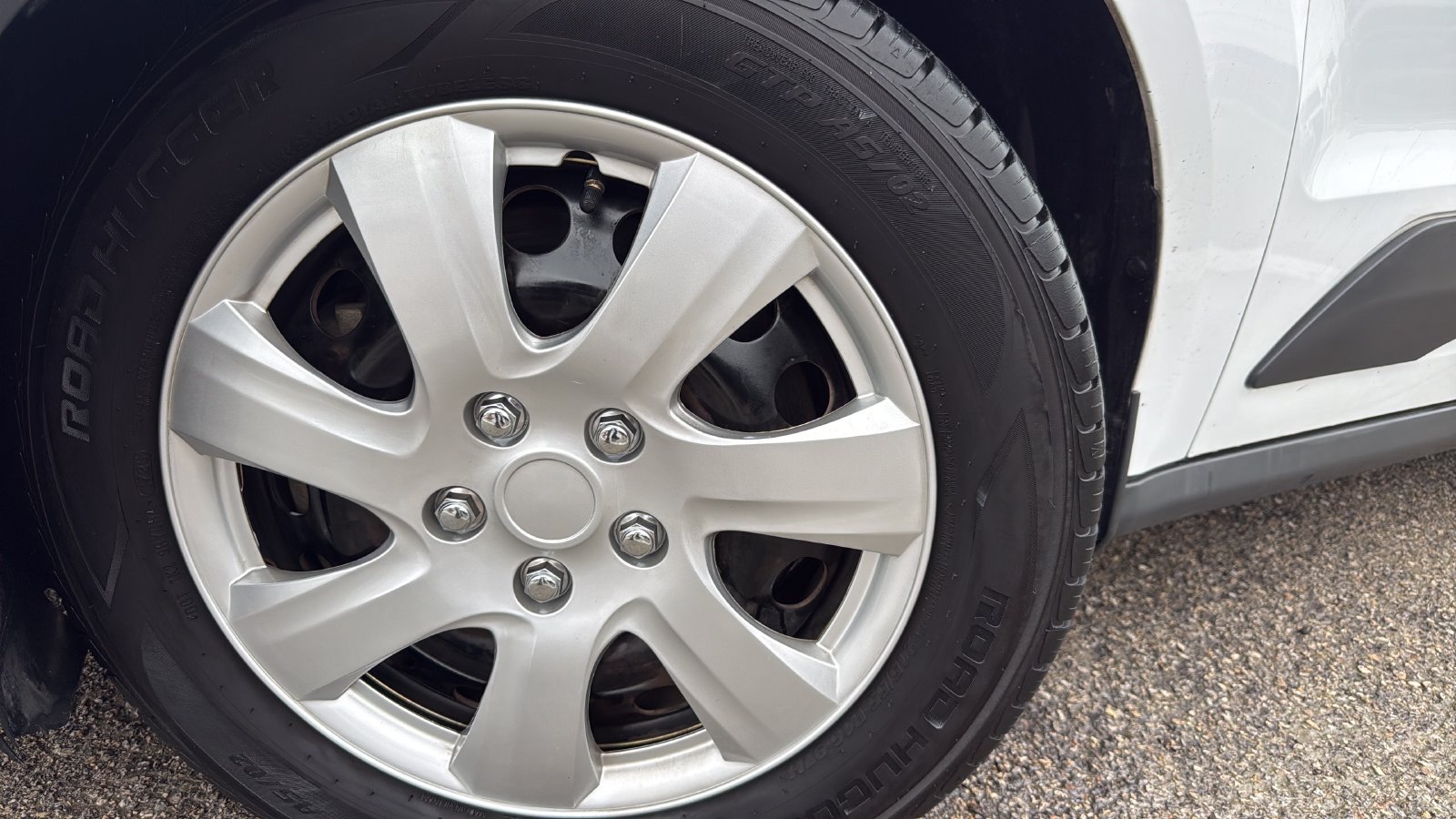 Used 2015 Ford Transit Connect XL FWD image 15