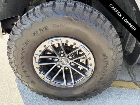 Used 2019 Ford F150 Raptor w/ Equipment Group 802A Luxury AWD/4WD image 14