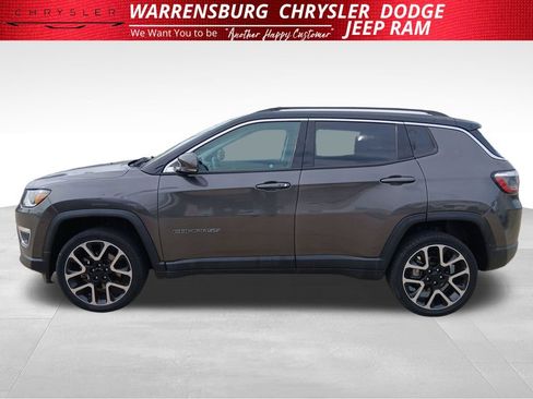 Used 2017 Jeep Compass Limited AWD/4WD image 7