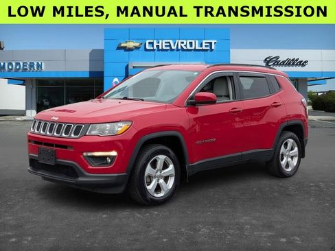 Used 2018 Jeep Compass Latitude w/ Popular Equipment Group image 1