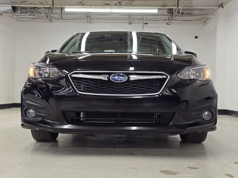 Used 2019 Subaru Impreza 2.0i Premium image 3