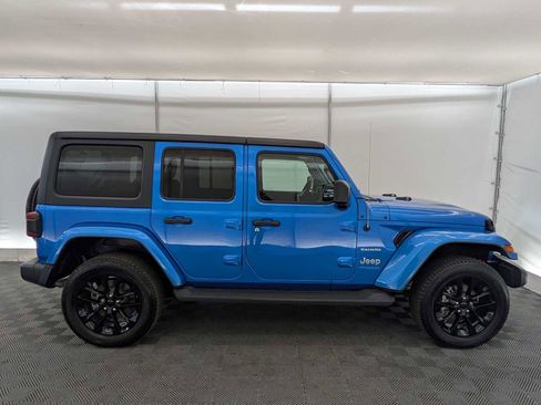 Used 2021 Jeep Wrangler Unlimited Sahara w/ Cold Weather Group image 7