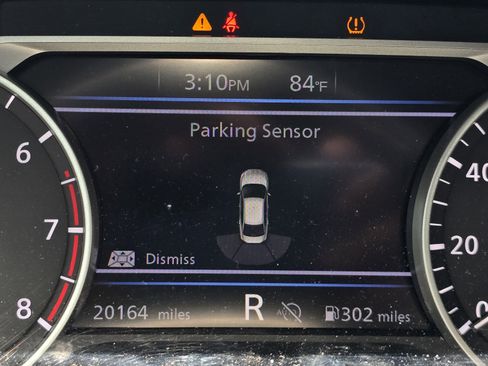 Used 2024 Nissan Sentra SR w/ SR Premium Package FWD image 19