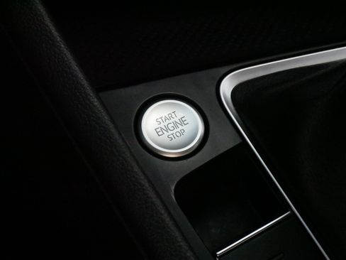 Certified 2022 Volkswagen Jetta GLI Autobahn FWD image 27