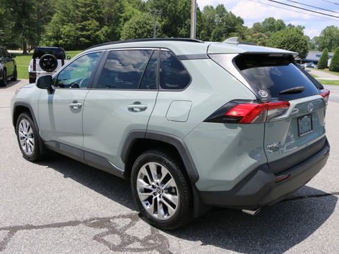Used 2020 Toyota RAV4 XLE Premium AWD/4WD image 3