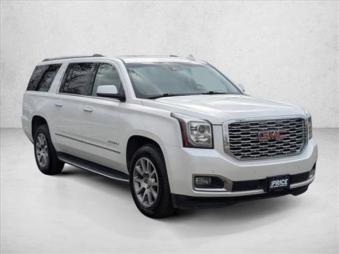 Used 2018 GMC Yukon XL Denali w/ Open Road Package image 5