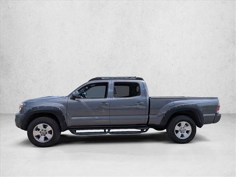 Used 2010 Toyota Tacoma PreRunner RWD image 5