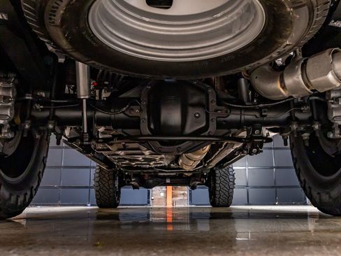 Used 2024 Ford F350 Platinum image 16