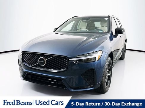 Used 2026 Volvo XC60 B5 Core w/ Climate Package AWD/4WD image 3