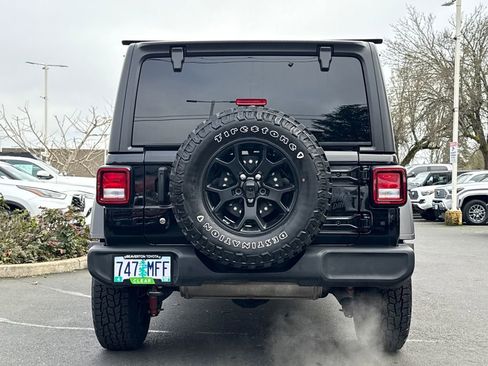 Used 2020 Jeep Wrangler Unlimited Sport image 4