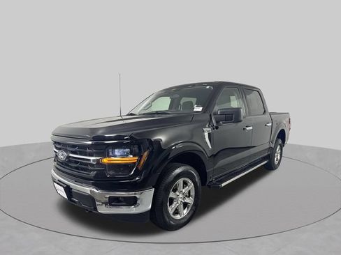 Used 2025 Ford F150 XLT w/ Equipment Group 301A Standard AWD/4WD image 2