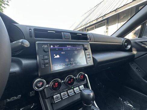 Used 2025 Toyota GR86 Premium w/ Performance Package RWD image 19