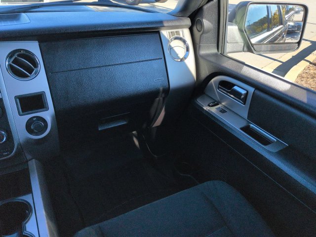 Used 2017 Ford Expedition EL XLT RWD image 17