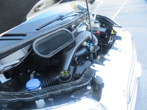 Used 2018 Ford Transit 150 XLT image 63