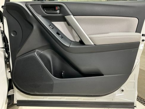 Used 2015 Subaru Forester 2.5i Premium w/ Popular Package #2 AWD/4WD image 22