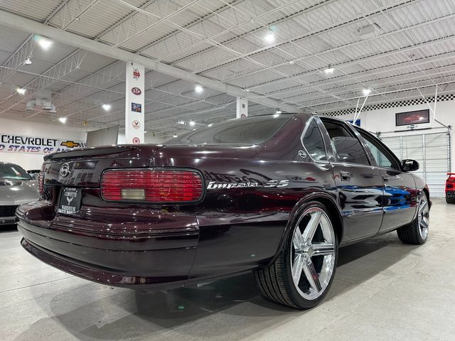 Used 1996 Chevrolet Impala SS RWD image 3