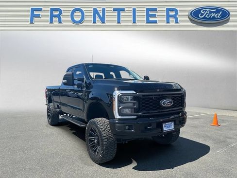 Used 2025 Ford F350 4x4 SuperCab Super Duty image 8