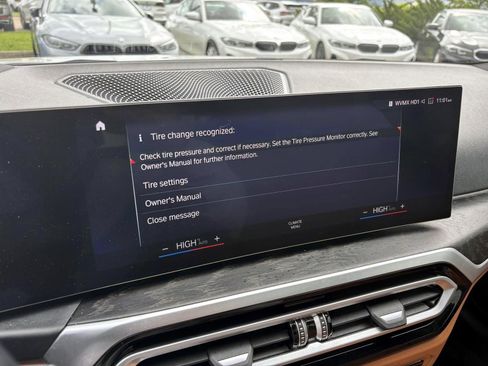 Used 2023 BMW i4 eDrive35 w/ Premium Package RWD image 19