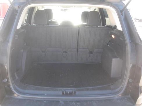 Used 2018 Ford Escape SE image 11