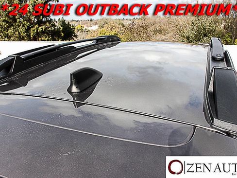 Used 2024 Subaru Outback Premium image 12