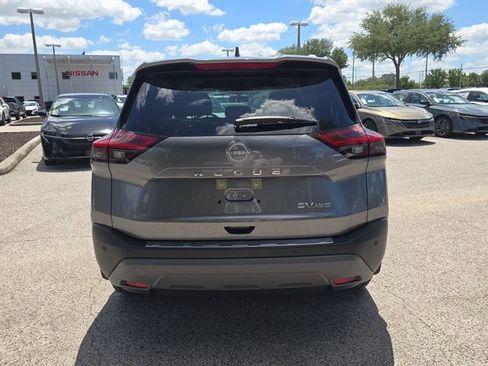 Certified 2023 Nissan Rogue SV w/ SV Premium B Package AWD/4WD image 7