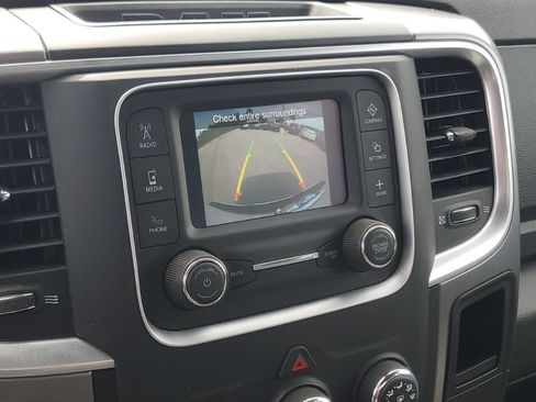 Used 2024 RAM 1500 Classic SLT AWD/4WD image 19