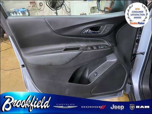 Used 2023 Chevrolet Equinox LT w/ Driver Convenience Package AWD/4WD image 15