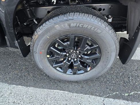 New 2026 Nissan Frontier SV image 11
