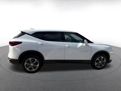 Used 2026 Chevrolet Blazer LT FWD image 15