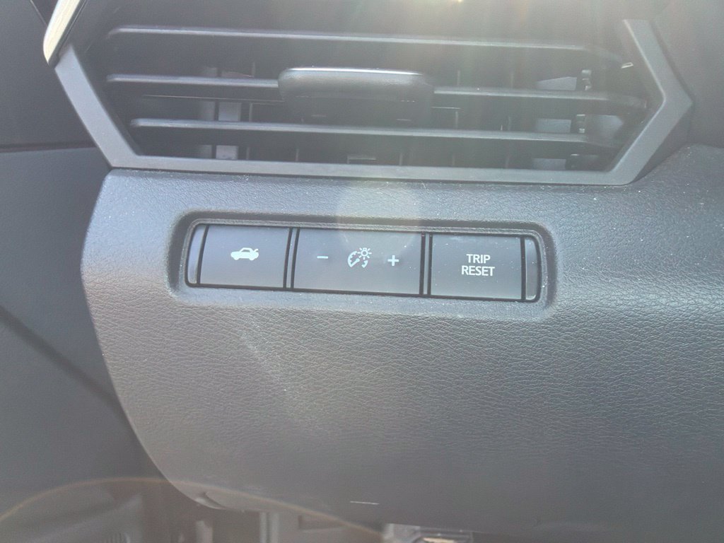 Used 2025 Nissan Altima 2.5 SV FWD image 28