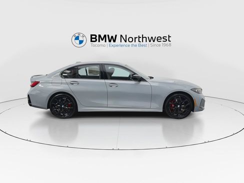 New 2026 BMW 330i xDrive Sedan w/ M Sport Package AWD/4WD image 5