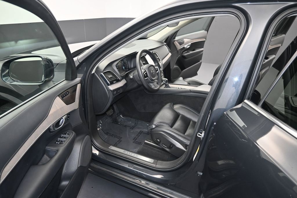 Used 2021 Volvo XC90 T6 Inscription w/ Advanced Package AWD/4WD image 13