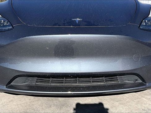 Used 2023 Tesla Model Y Performance image 29