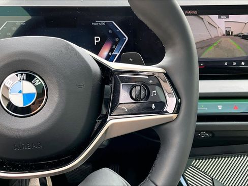 Used 2025 BMW X3 xDrive30i w/ Convenience Package image 21