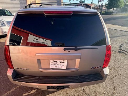 Used 2007 GMC Yukon SLT w/ SLT Preferred Equipment Group image 7