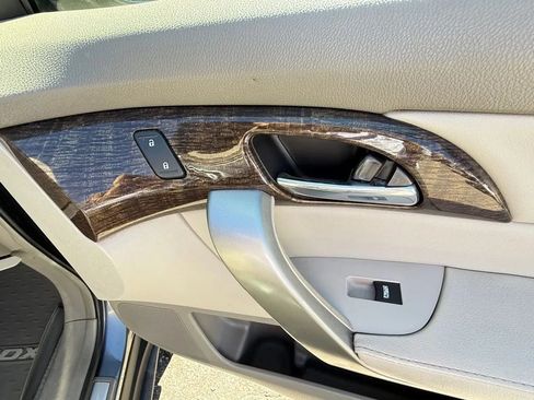 Used 2011 Acura MDX image 25