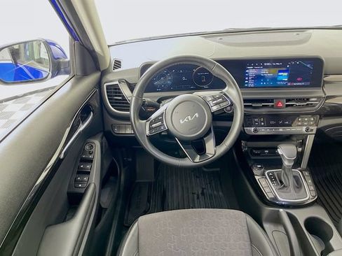 Used 2024 Kia Seltos S AWD/4WD image 23
