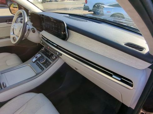 Used 2024 Hyundai Palisade Calligraphy image 42