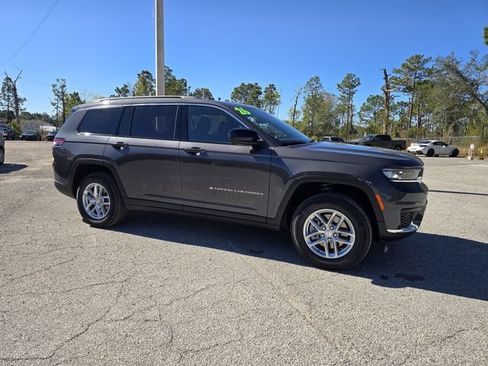New 2026 Jeep Grand Cherokee Laredo X AWD/4WD image 2
