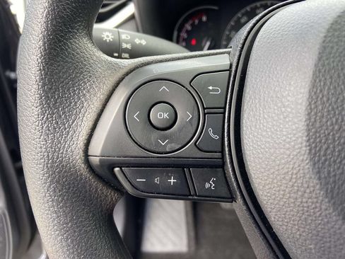 Used 2025 Toyota RAV4 LE FWD image 32