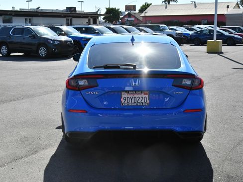 Used 2022 Honda Civic Sport image 7