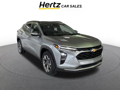 Used 2025 Chevrolet Trax LT