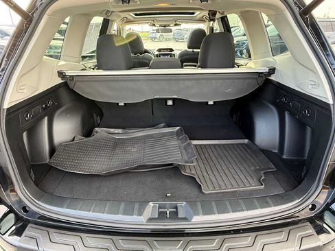 Certified 2023 Subaru Forester Premium AWD/4WD image 34