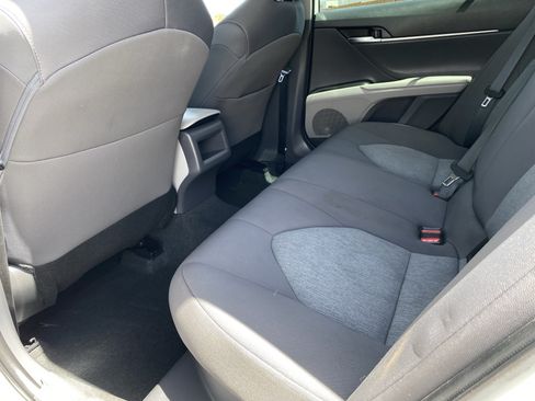 Used 2022 Toyota Camry LE FWD image 15