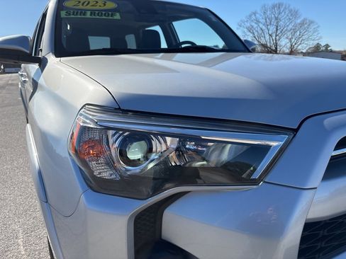 Used 2023 Toyota 4Runner SR5 Premium w/ Moonroof Package image 41