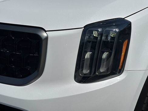 Used 2023 Kia Telluride SX Prestige X-Pro AWD/4WD image 11