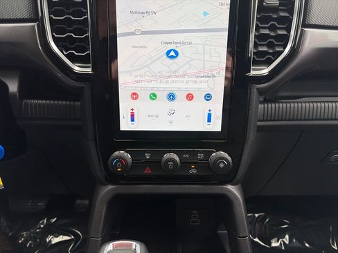 New 2025 Ford Ranger XLT w/ Black Appearance Package AWD/4WD image 23