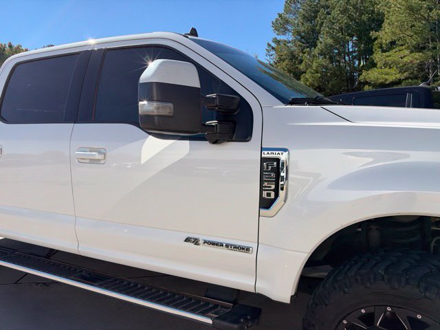 Used 2019 Ford F250 Lariat w/ FX4 Off-Road Package AWD/4WD image 12