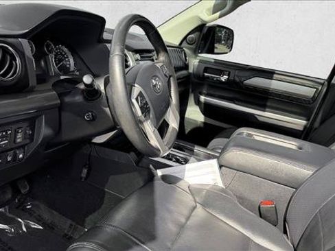 Used 2017 Toyota Tundra Platinum AWD/4WD image 12