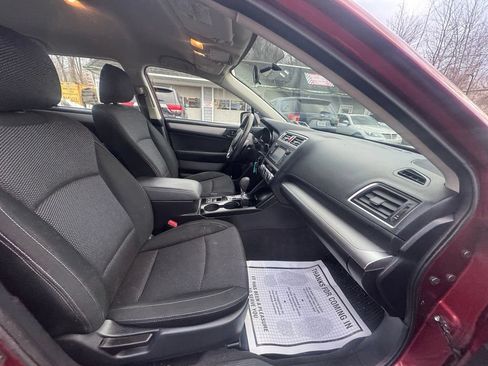 Used 2017 Subaru Outback 2.5i AWD/4WD image 23